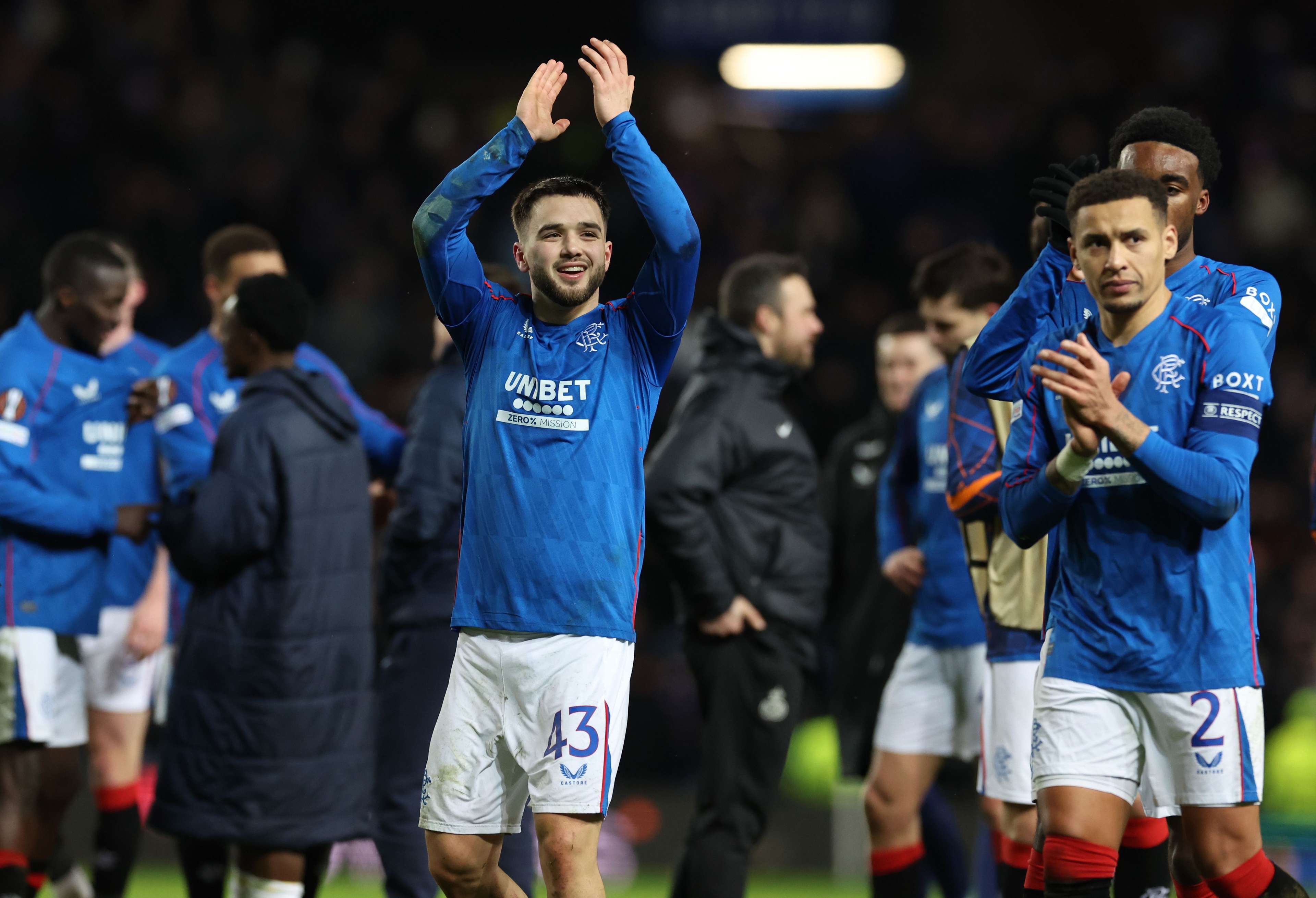 刻的狂轟濫 刻的狂轟濫